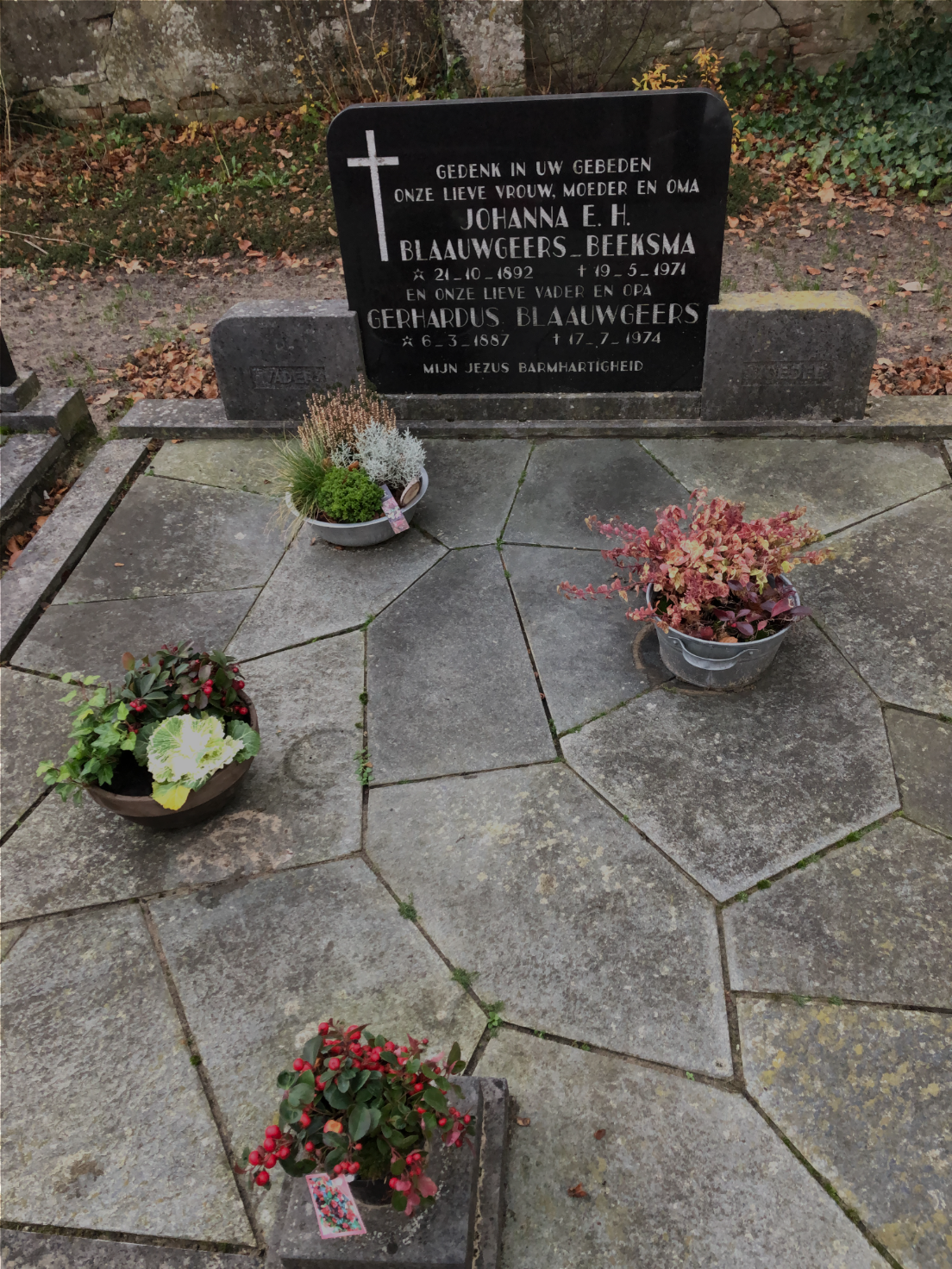 Cemetery register gallery image